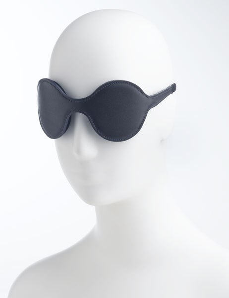 item7.rendition.slideshowWideVertical.louis-vuitton-08-lunettes-noir